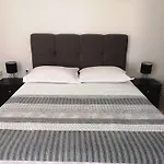 Apartmani Gracin Zorka Apartment *