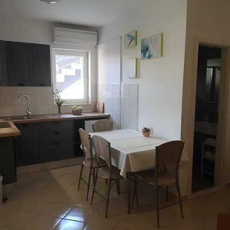 Apartmani Gracin Zorka * Primosten