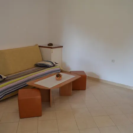 Gracin Zorka Apartman *