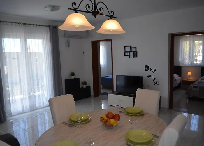 Διαμέρισμα Gracin Zorka